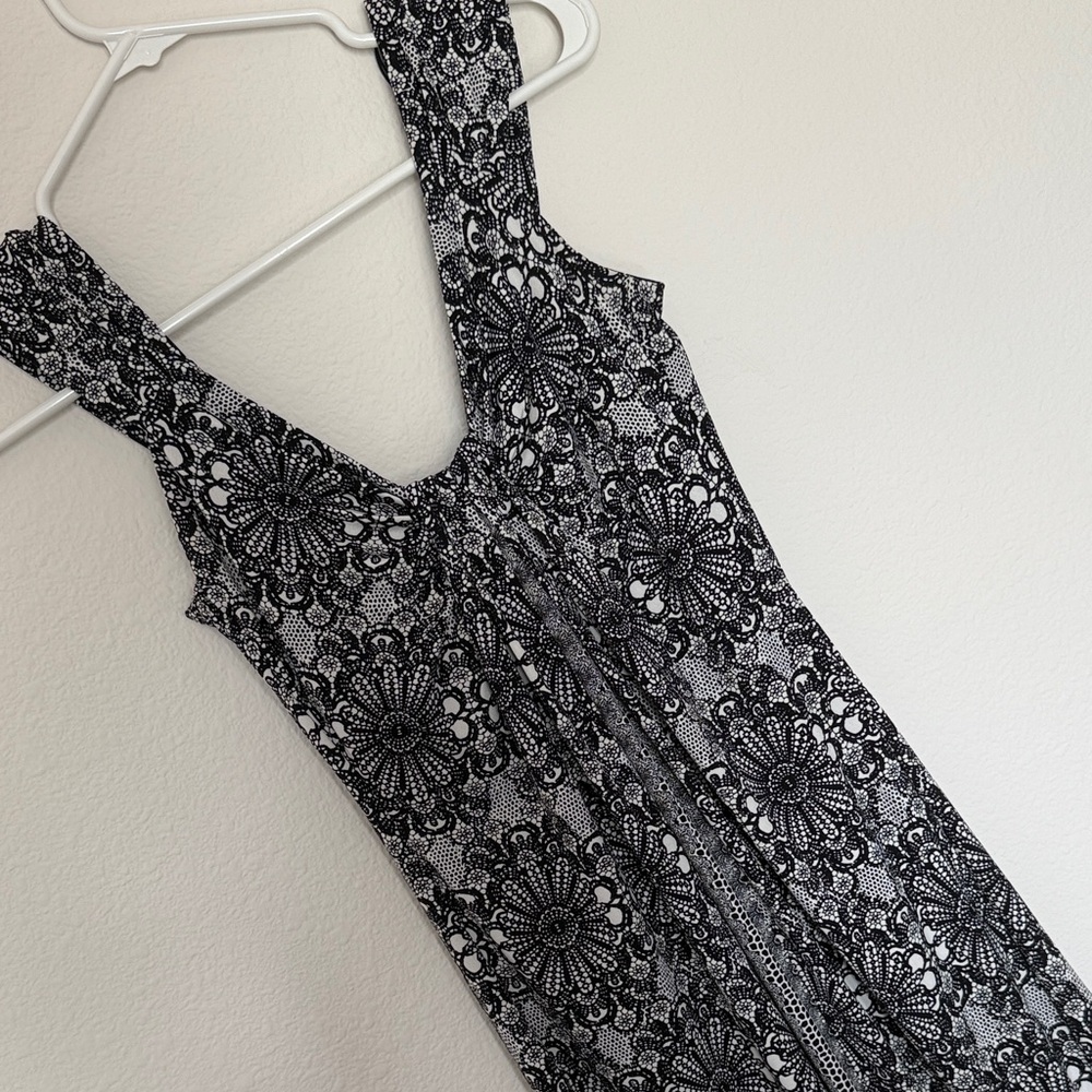 London Times Monochrome Floral Dress